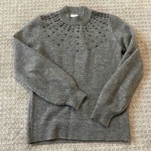 Q + A Gray Long Sleeve With Pearl Detail Mock Neck Sweater